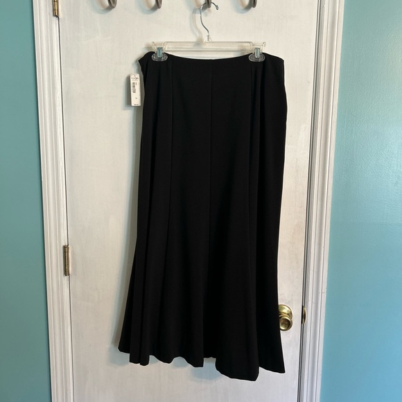 NWT East 5th Black Maxi Skirt, A-line, Women’s 14 - Picture 4 of 5